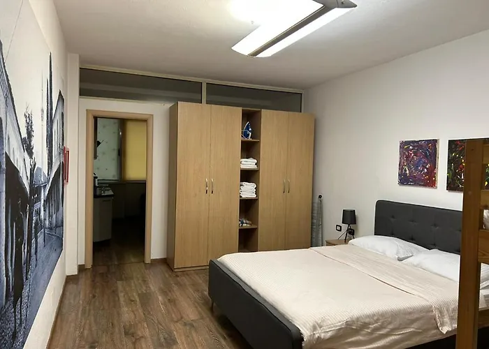 Appartement Marias In Blloku, *
